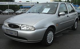 Ford Fiesta MK4 (1995-1999) front.jpg